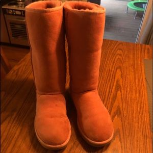 UGG CLASSIC TALL BOOTS SIZE 8 Terra Cotta color